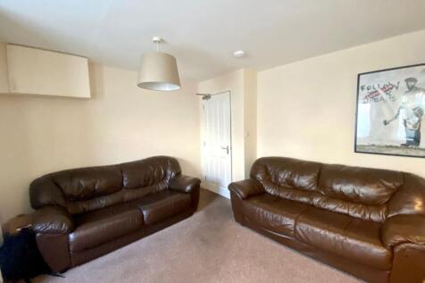 54 Church Road, Newport, NP19 photo 3