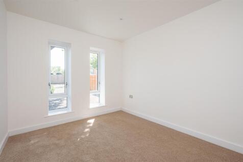 SITTING / FAMILY ROOM