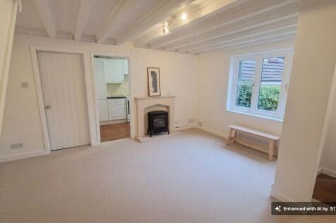 The Waterloo, Cirencester, GL7 photo 4