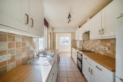 Grove Road - Kitchen 2.jpg
