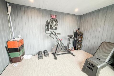 GYM/STORAGE SPACE