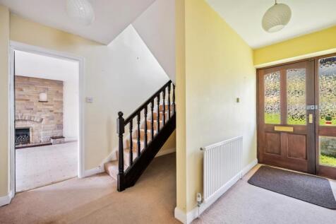 Entrance Hallway.jpg