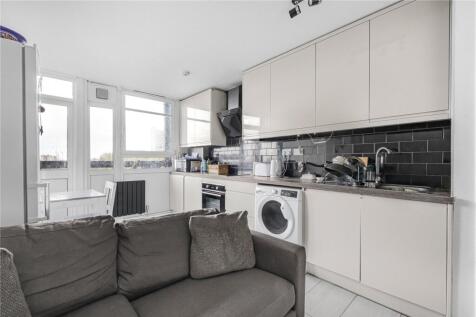 Reception/Kitchen