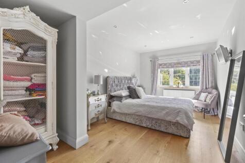 23 Marlow Road, HP11 1TA-2.jpg