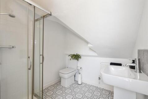 62 Aylesbury Road_11.jpg