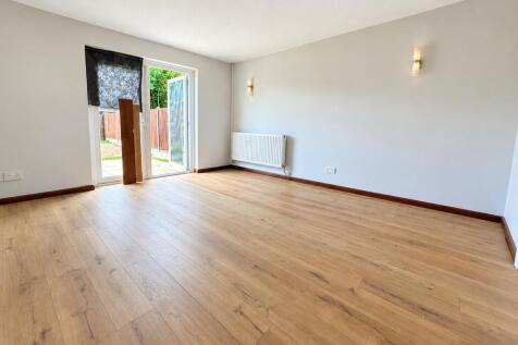 Parkside, Basildon, Essex, SS13 photo 4