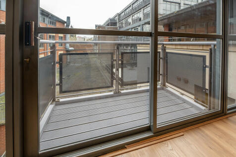 7 Trading House G...