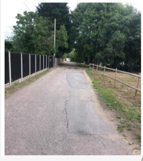 Country Lane Location 