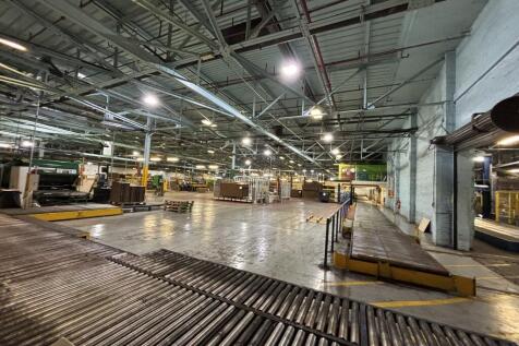 Heavy Industrial to rent Image 6