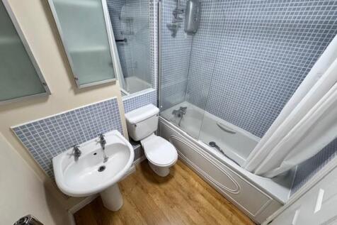 Overcombe Close, Canford Heath, Poole photo 5