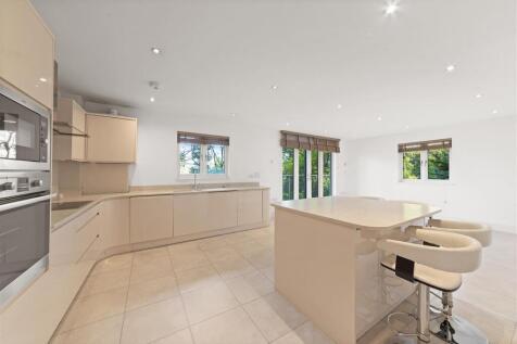 Apartment 4, The Edge 10.jpg