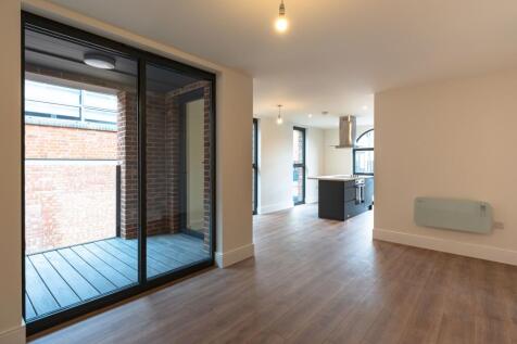 Kitchen living area 