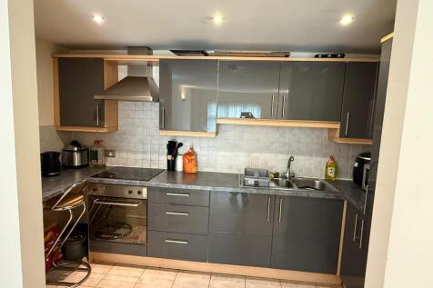 Grove House, Brighton Grove, Manchester, M14 5YT photo 3