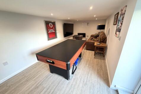 CONVERTED GARAGE/STUDY/HOBBY ROOM