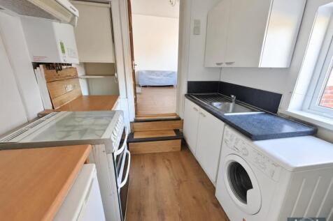 Heaton, Newcastle upon Tyne, NE6 2QX photo 4