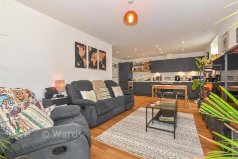 Louge/Kitchen