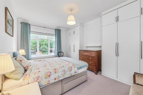 James_Anderson_-_Richmond_Park_Road_London__SW14_8