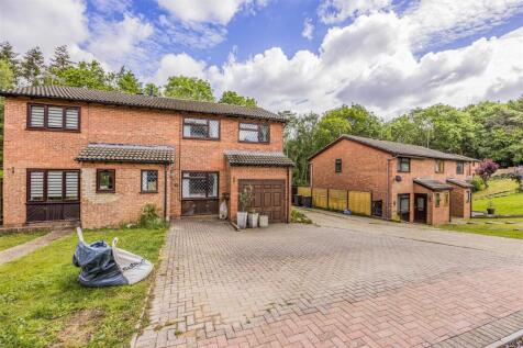 19 Covert Grove, Waterlooville-PorticoMarketing-So