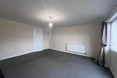 Stroma Close, Southway, Plymouth photo 5