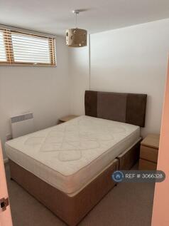 Mann Island, Liverpool, L3 photo 4