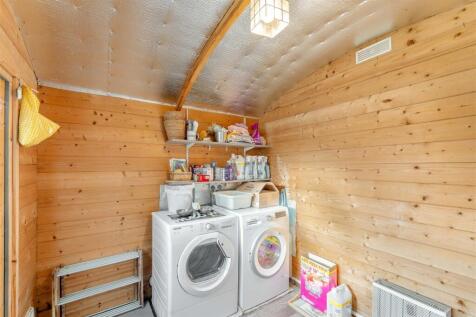15 Painters Close, Bloxham-29.jpg