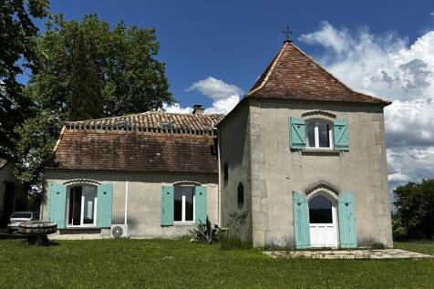 Property Image 1