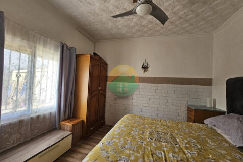 3 Bedroom Semi - Detached For Sale-PAL09-15