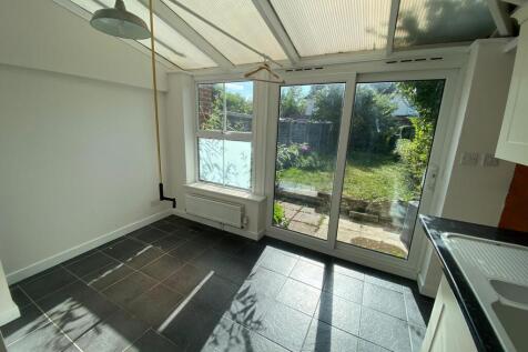 Tollgate Lane, Bury St. Edmunds, Suffolk, IP32 photo 5