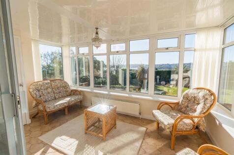 Pavings, Roundham Gardens, Paignton - Photograph 5