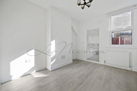 Abdale Road, London, W12 photo 4