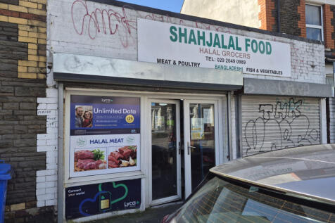Commercial Property in Moy Road