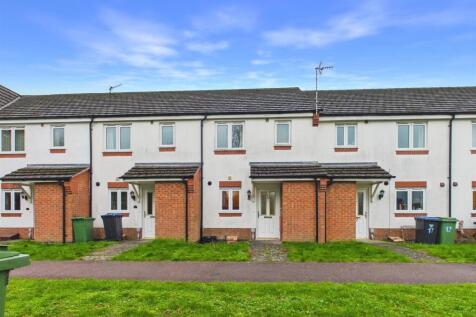 2-bed terraced on Drage Close, Lutterworth, £975/mo