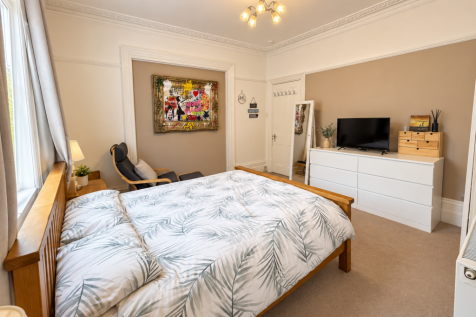 Cargate Hill, ALDERSHOT, GU11 3AA photo 4
