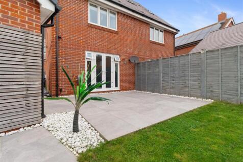 8 Bellflower close-020.jpg