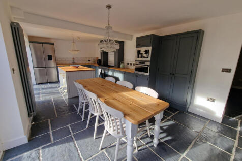 Kitchen-Dining Room-angle 4