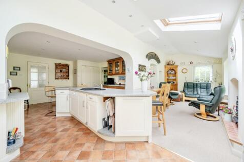 Open-plan kitchen dining and living