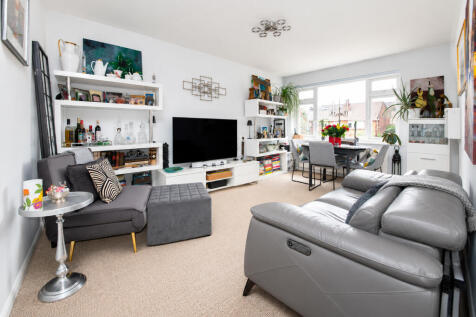Living/dining room