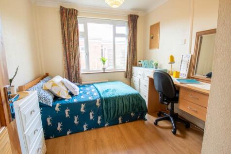 Downstairs Bedroom