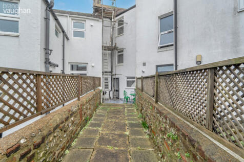 82e6f3aa-8c01-458...