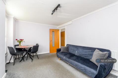 Regent Place, Leamington Spa, CV31 photo 3