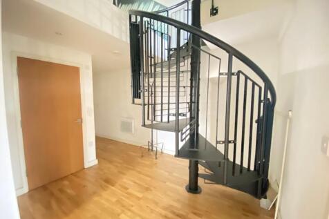 Spindletree Avenue, Manchester, M9 photo 5