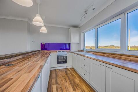 23 Sandy Beach Estate, Hayling Island-Small-Portic