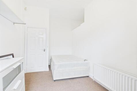 Fairfield Road, Newcastle Upon Tyne photo 3