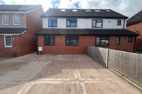 7 bed room - house share to rent at 197 Charter A