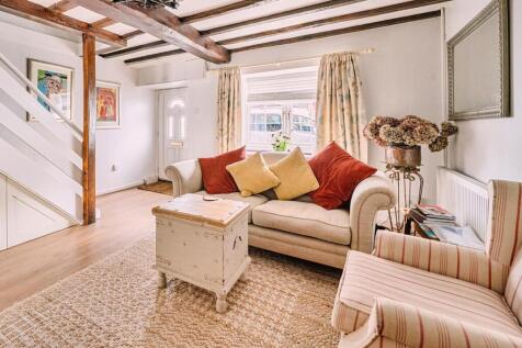 sitting room 3 new.jpg