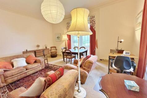 One, The Lodge, Lounge