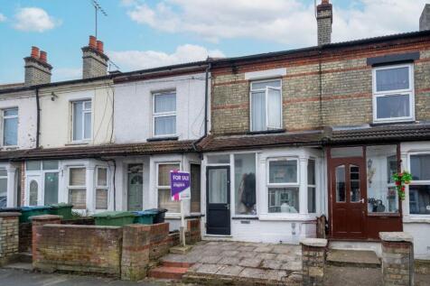 Watford, WD18 - property photo