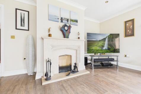 Living Room- Mark Stephens EweMove Newmarket and S