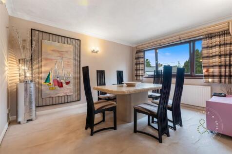 Catherine Drive, Hern Crabtree (49).jpeg