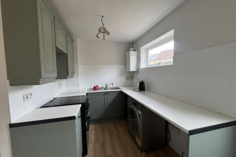 Eames Close, AYLESBURY photo 3